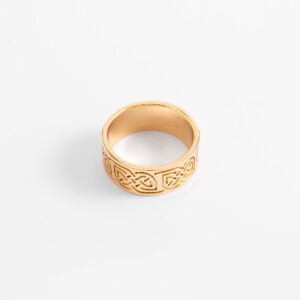 Anillo de hombre con baño de oro