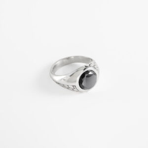 Anillo signet para hombre con piedra negra