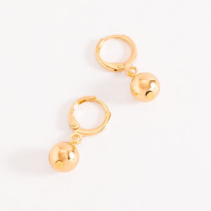 Aretes tipo argolla con esfera colgante
