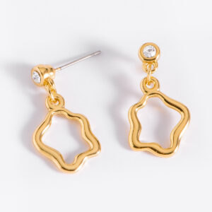 Aretes modernos en baño de oro diseño único flor