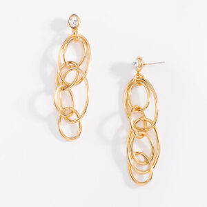 Aretes largos en baño de oro con piedra cristal