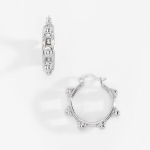 Arracadas en baño de platino elegancia y estilo