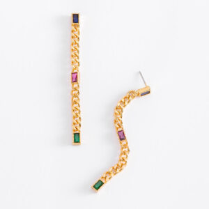 Aretes largos con piedras diamonice y baño de oro