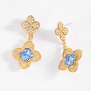 Aretes en baño de oro con doble flor y piedras