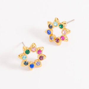 Aretes botón pequeños con piedras multicolores y baño de oro