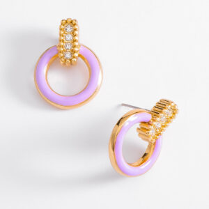 Aretes de baño de oro con esmalte lavanda y cristal