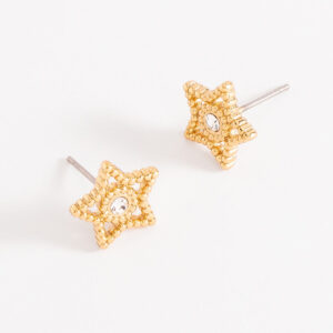 Aretes de poste con diseño de estrella y baño de oro