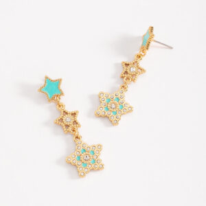 Aretes largos de estrellas con baño de oro, esmalte turquesa y cristales.