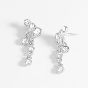 Aretes largos de poste con cristales brillantes