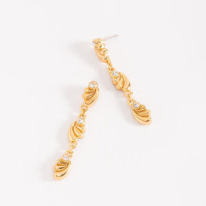 Aretes largos con baño de oro y cristales