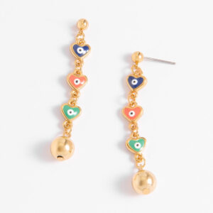 Aretes largos con corazones esmaltados y diseño de ojo turco.