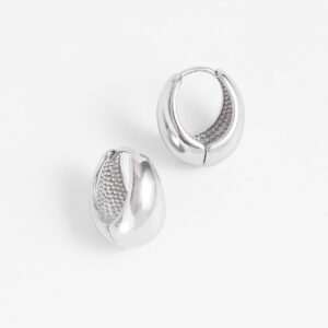 Aretes tipo arracada en baño de platino