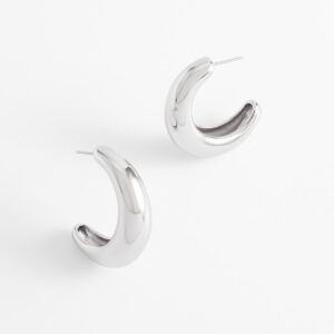 Aretes tipo argolla chunky en baño de platino