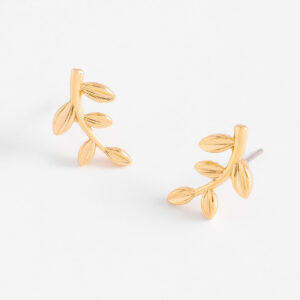 Aretes pequeños de botón con diseño de hojas