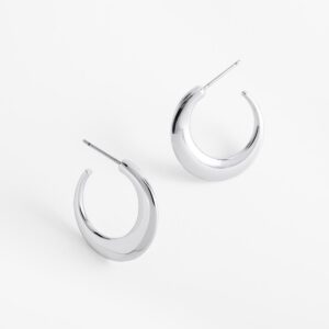 Aretes arracadas de silueta pulida