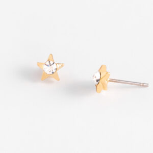 Aretes pequeños de estrella con baño de oro