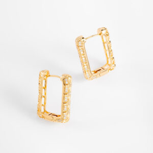 Aretes arracada rectangulares con diamonice.