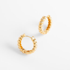 Aretes arracada trenzada con baño de oro