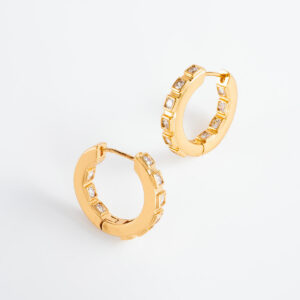 Aretes arracada con baño de oro y diamonice