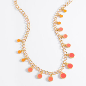 Collar en baño de oro con dijes coral y naranja