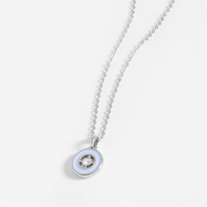 Collar baño de platino con dije azul y piedra cristal