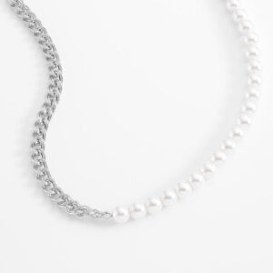Collar de eslabones en baño de platino con perlas