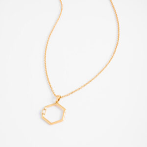 Collar con dije hexagonal y cristal