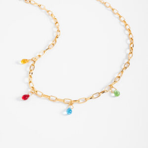 Collar gargantilla con dijes de colores
