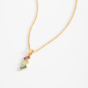Collar con dije de piedras rectangulares de colores