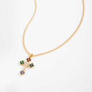 Collar con dije de cruz multicolor